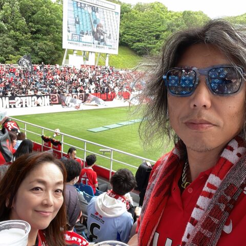 真っ赤なスタジアム⚽️